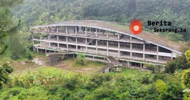 Misteri di Eks Kampung Gajah: Pelajar SMPN Bandung Ditemukan Tak Bernyawa Saat Live TikTok