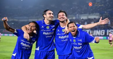 Persib Bungkam Persik 3-0, Maung Bandung Kokoh di Puncak Klasemen
